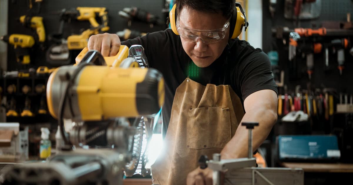 Maryland Manufacturer’s Miter Saw Recalled Due to Injuries and Lacerations